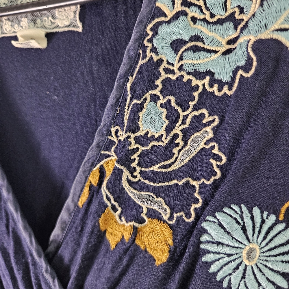Anthropologie Y2K/Early 2000's Deletta floral embroidered wrap tie top in navy - Picture 3 of 5